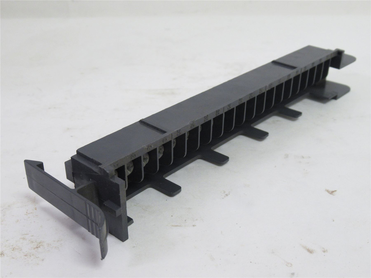 Allen-Bradley  1771-WH ; Wiring Arm; 16-Point; 21 Terminal