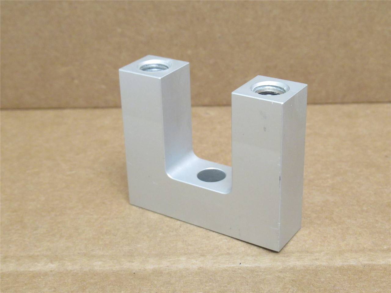 Marel 629223; Mount Block For Wishbone Removing Machine