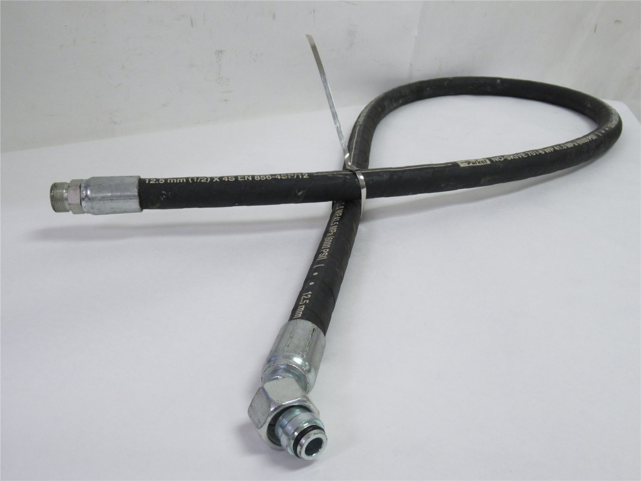 Parker F797TCD20C1616867; Hydraulic Hose; 67"L