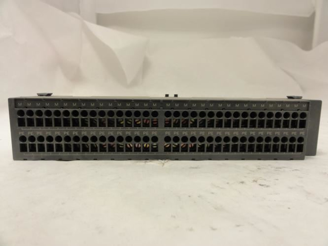 Siemens 6ES7193-1FL30-0XA0; Simatic S7 Terminal Block; 32-Ch.