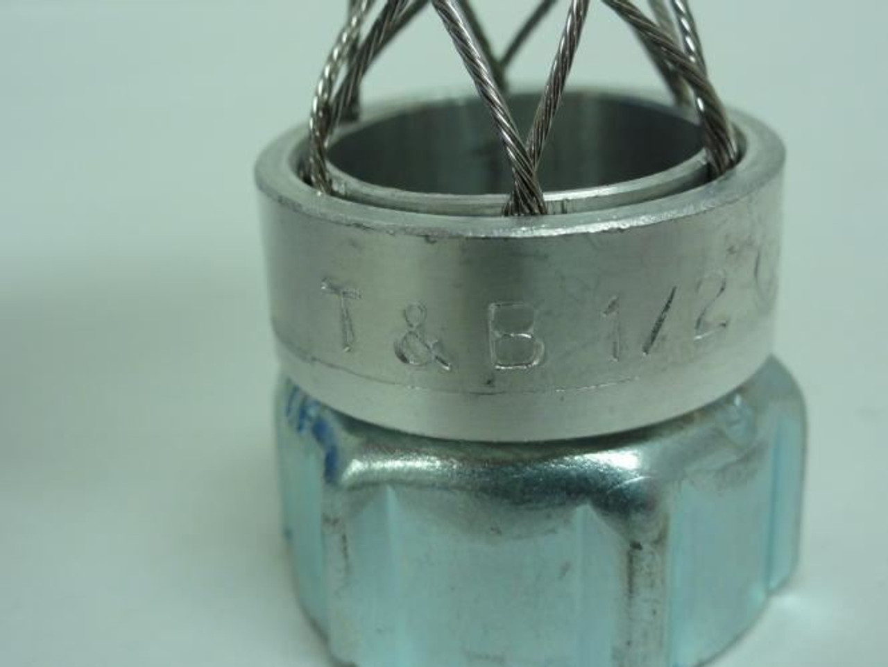 Thomas & Betts WMGLT2; Strain Relief Cord Grip; Size:1/2"