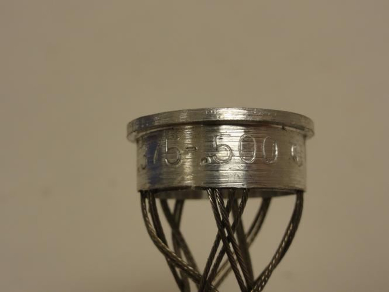 Thomas & Betts WMGPC8; Strain Relief Cord Grip; 3/8"-1/2" Range