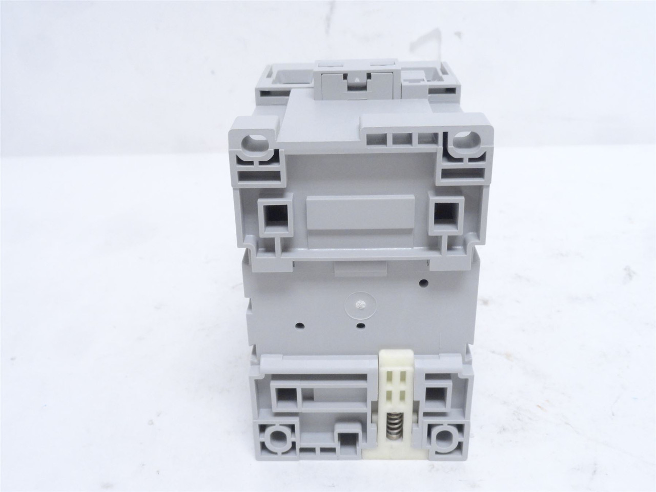 Allen-Bradley 100-C72D00; Contactor; 3P 90A 600V; Coil 120VAC