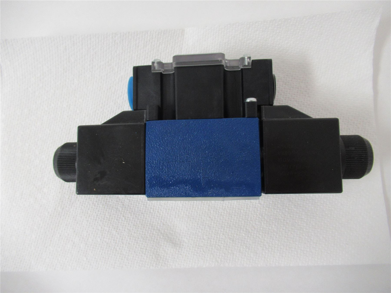 Rexroth R978875805; Hydraulic ControlValve 110 VAC