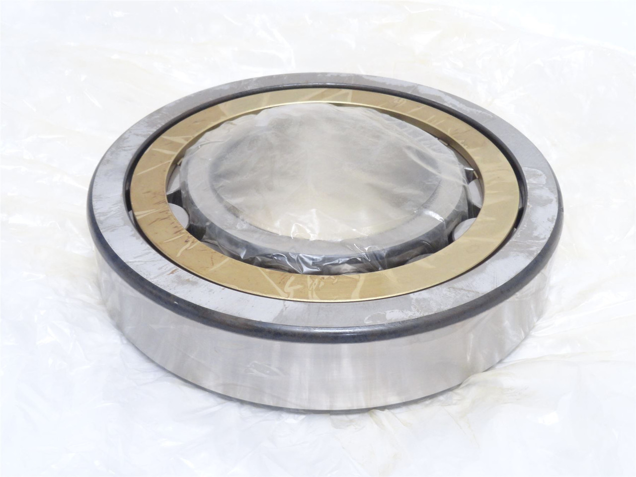 SKF NU 322 ECM; Roller Bearing 110mmID x 240mmOD x 50 mm Wide