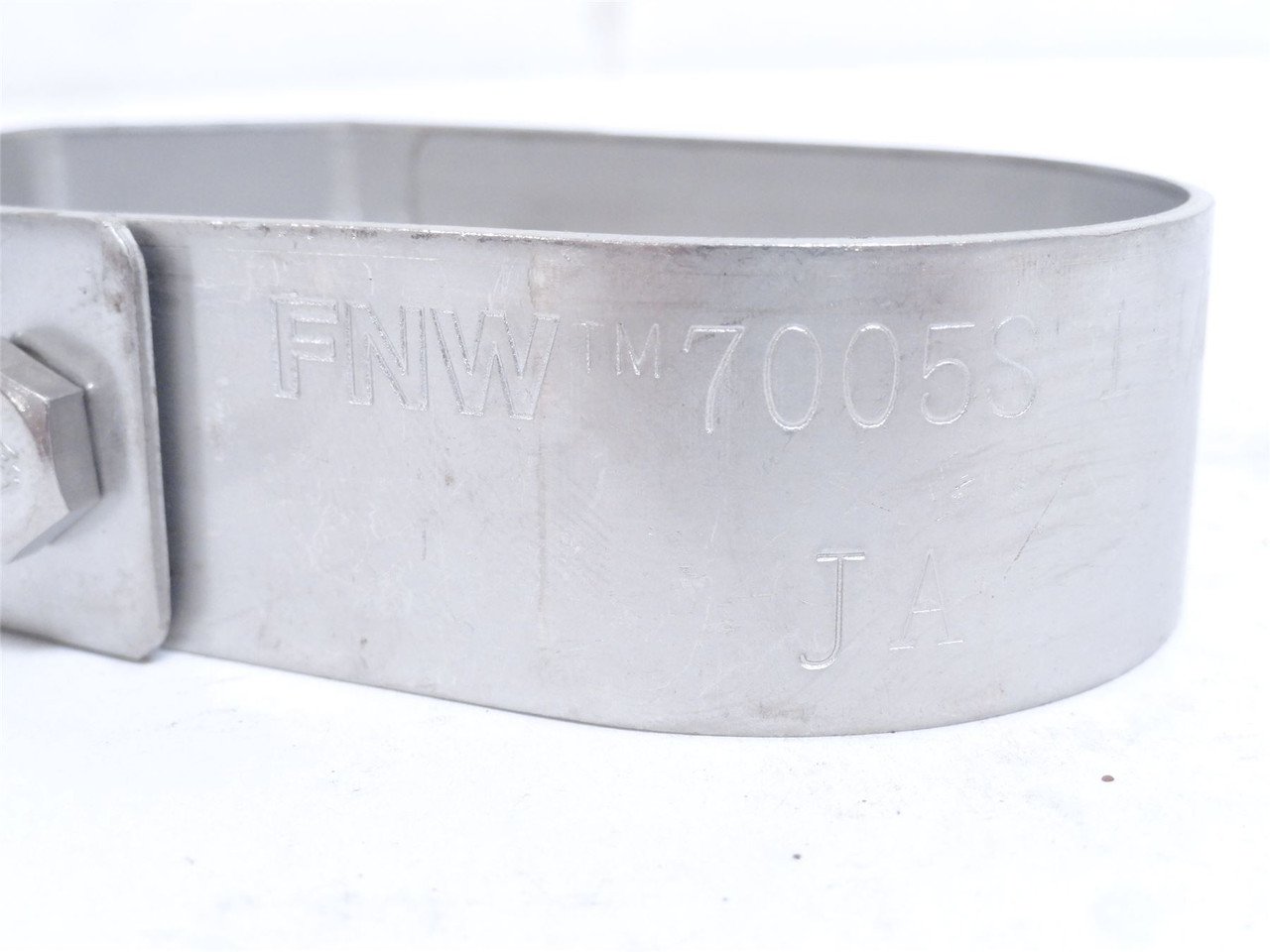 FNW 7005S 1-1/2; Standard Duty Clevis Hanger; SS-304; 1-1/2"