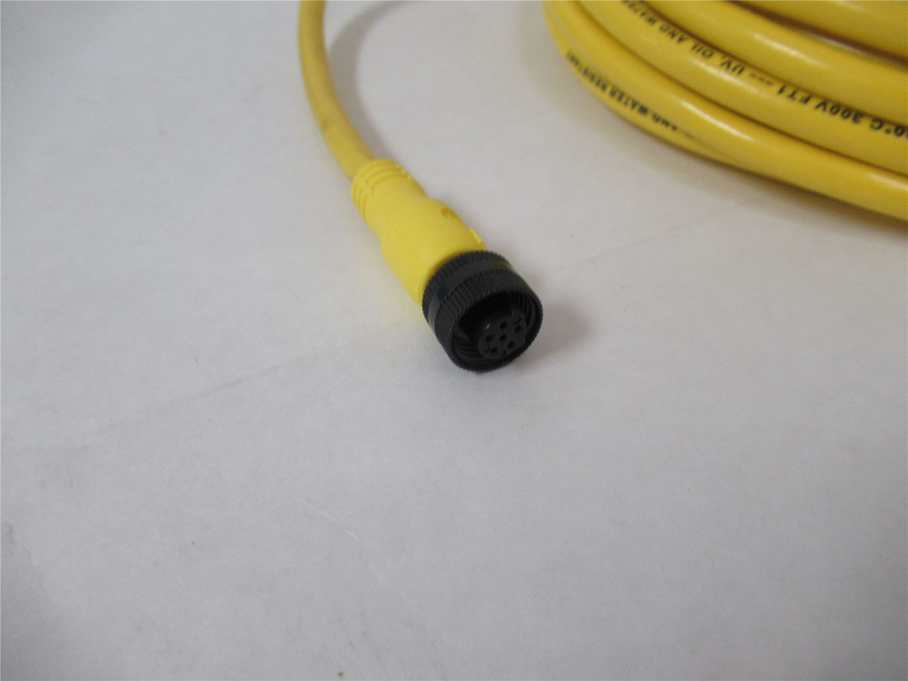 Allen-Bradley 889R-F6ECA-10; AC Micro Cable Female 10m 6 Pins