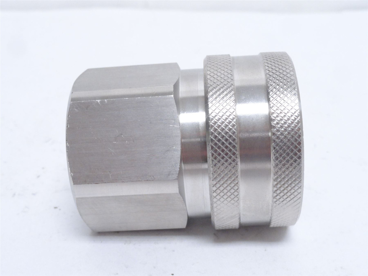 Dixon 8VF8-SS-E; Unvalved Coupler; SS-316; 1NPT 1" Body size