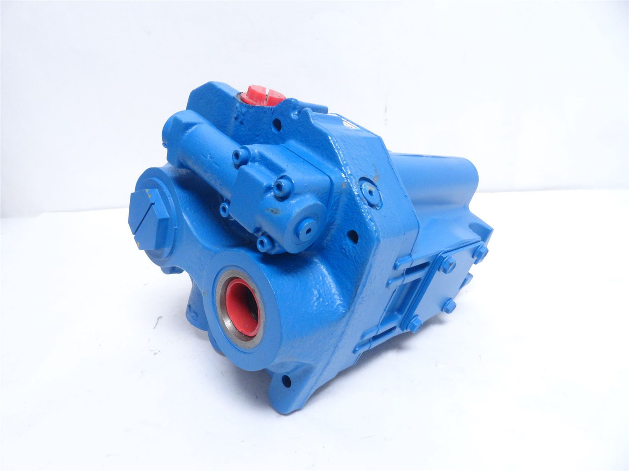 Eaton PVE19AR01AB10A2100000100100CD0A; Piston Pump 02-341795