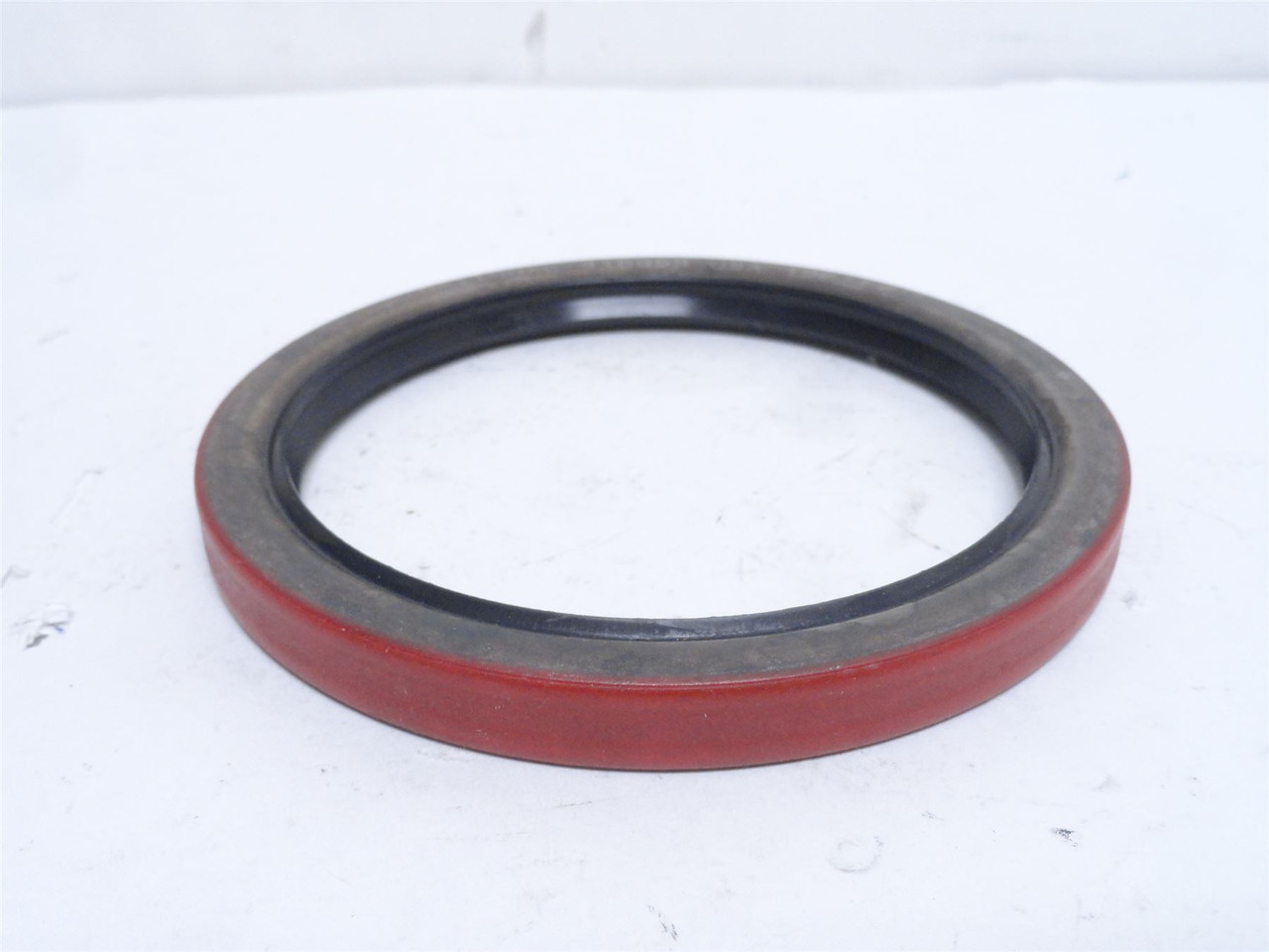 National 416888; Oil Seal 4-1/2"ID x 5-1/2"OD x 1/2" Width