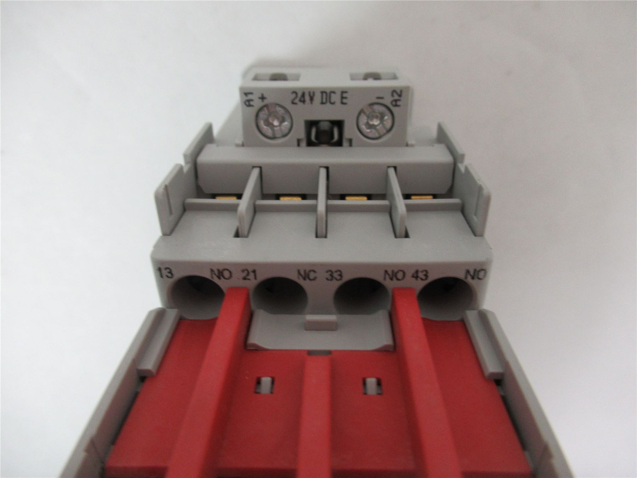 Allen-Bradley 700S-CFB620EJC; Safety ControlRelay  8 P 24 VDC