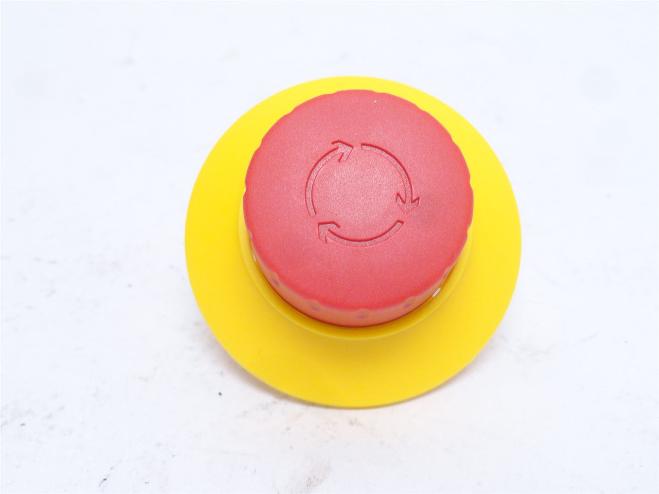 Multivac 19186243064; Schlebel AT E-Stop Switch; 15A; 300VAC