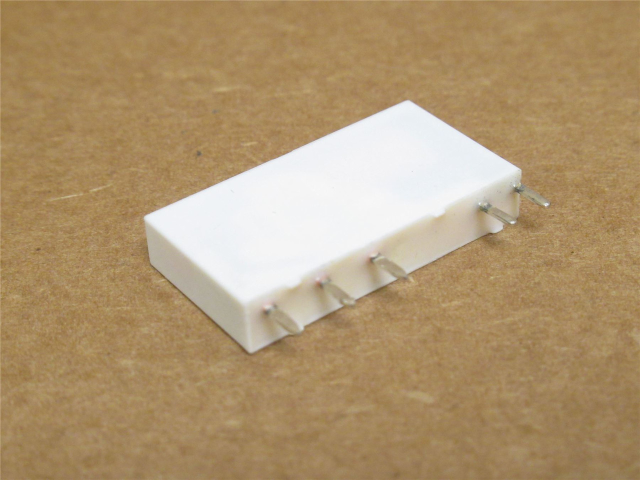 Allen-Bradley 700-TBR24; PCB Interface Relay Module 6A/250VAC