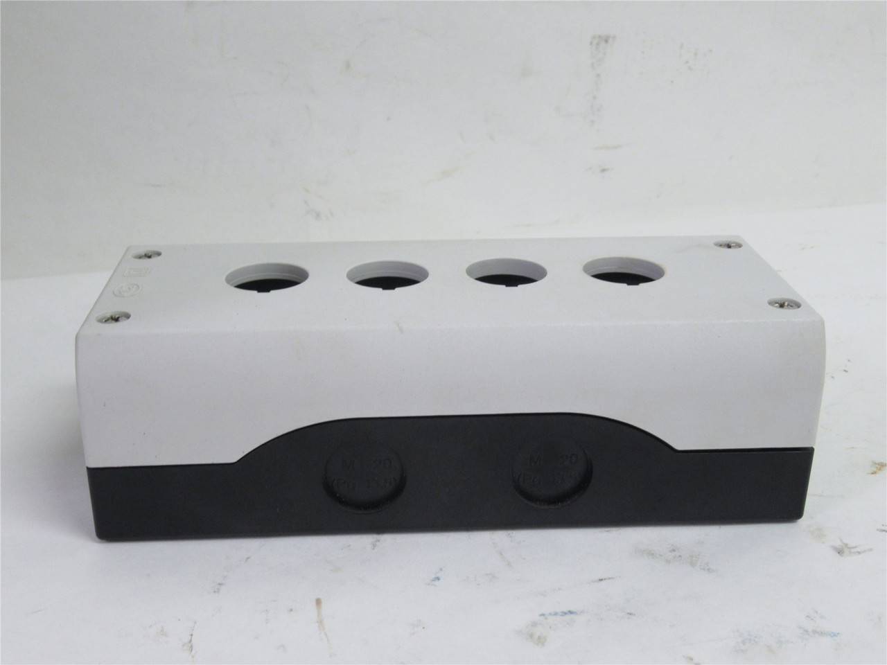 Moeller M22-I4; Pushbutton Enclosure; 4-Way; Grey RAL7035