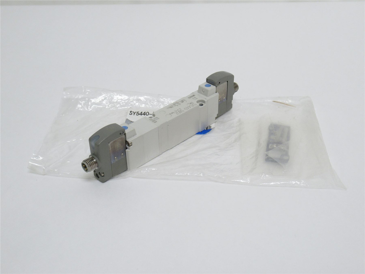 SMC SY5440-5W0Z; Solenoid Valve; 4/5 Port; 0.2-0.7MPa; 24VDC