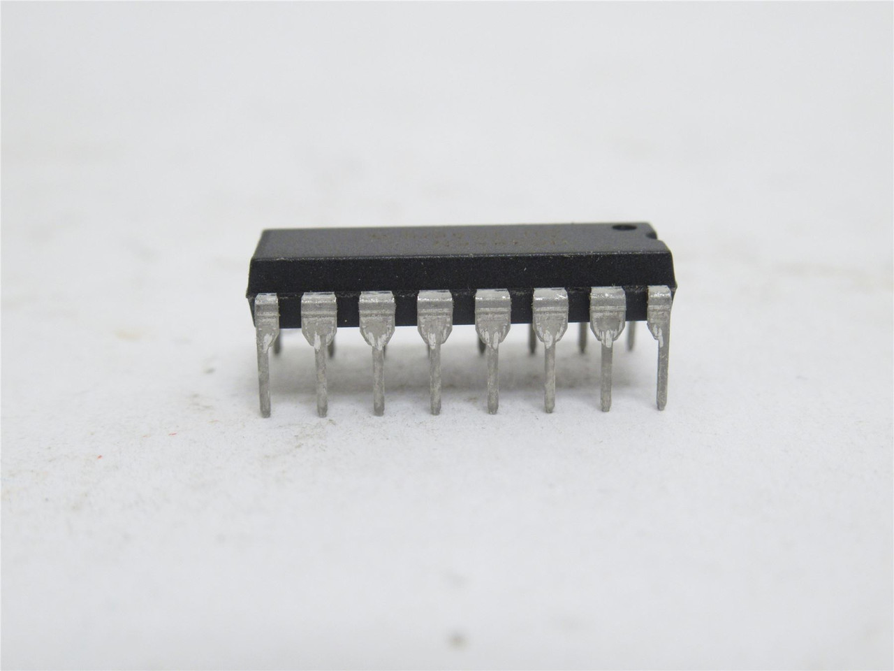 Texas Instruments UC3856N; Lot-8 Current Mode PWM Controller