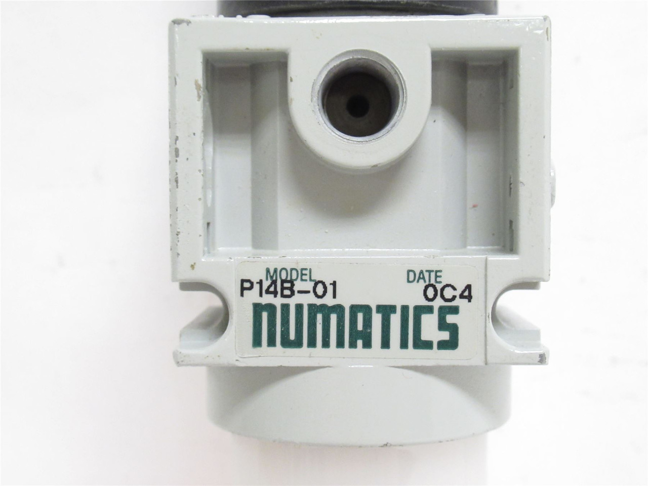 Numatic P14B-01; Particulate Filter/Regulator; 1/8NPT; 40SCFM