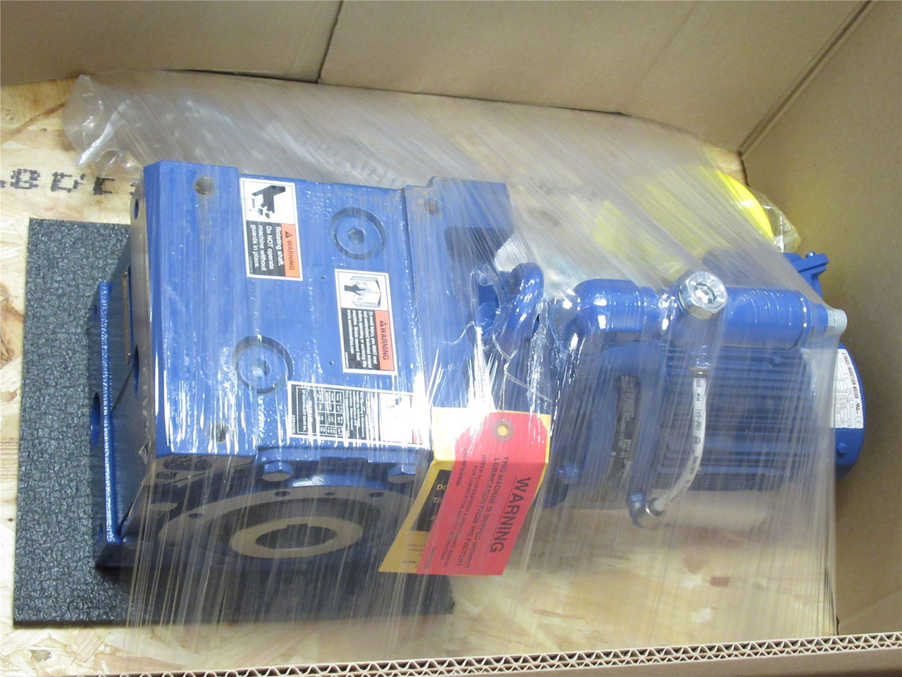 Tsumitomo LHYM05-4A105KC-Y2-151; Gearmotor; 1/2HP; 151:1; 3Ph