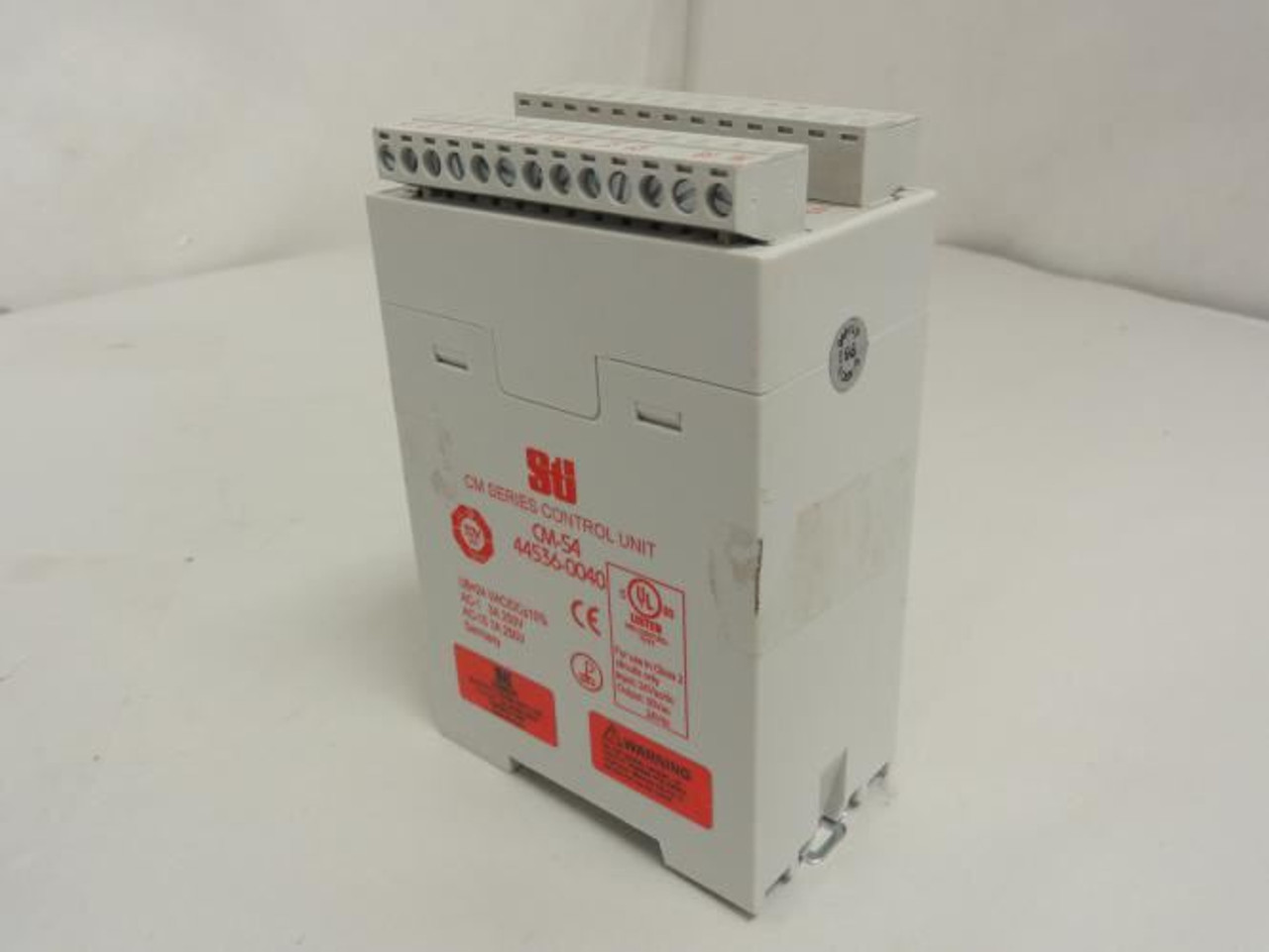 Sti 44536-0040; CM Series Interlock Switch; 24VAC/DC; 1-3A