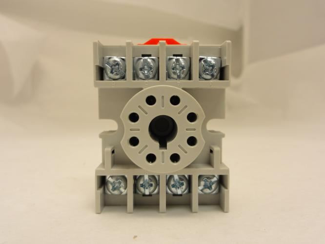 Square D 8501NR51; Relay Socket; 10A; 600V