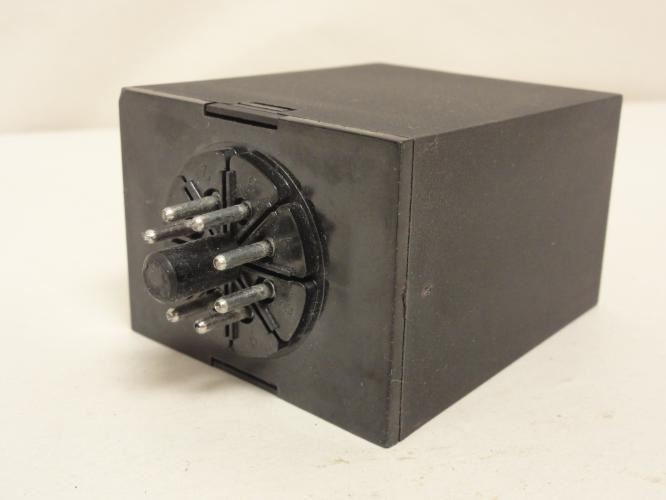 ABB TRM120A1Z10; Time Delay Relay; 120VAC; 2105X