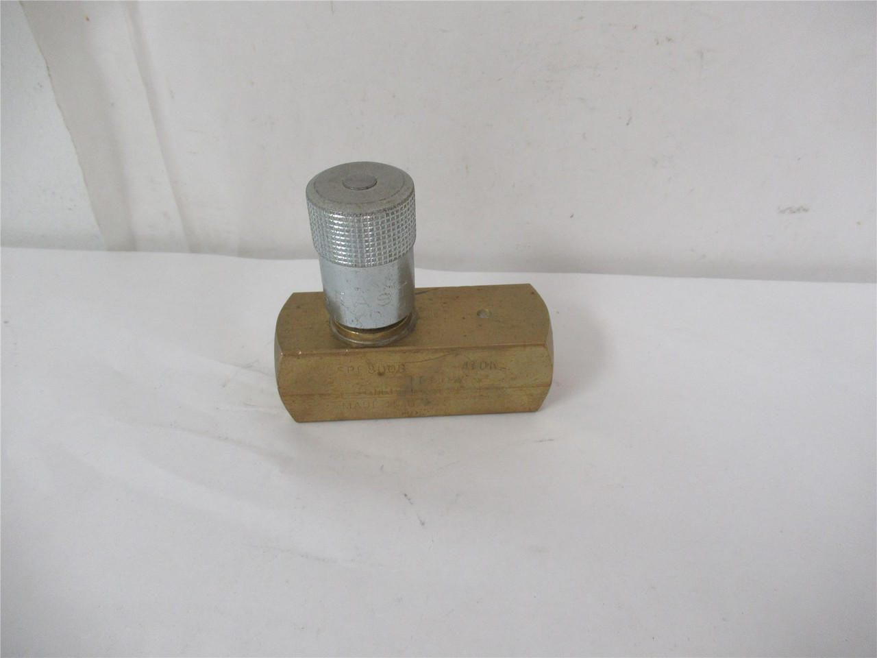 Parker SPF800B; Shcrader Bellows  Flow Control 1/2" NPTF Port