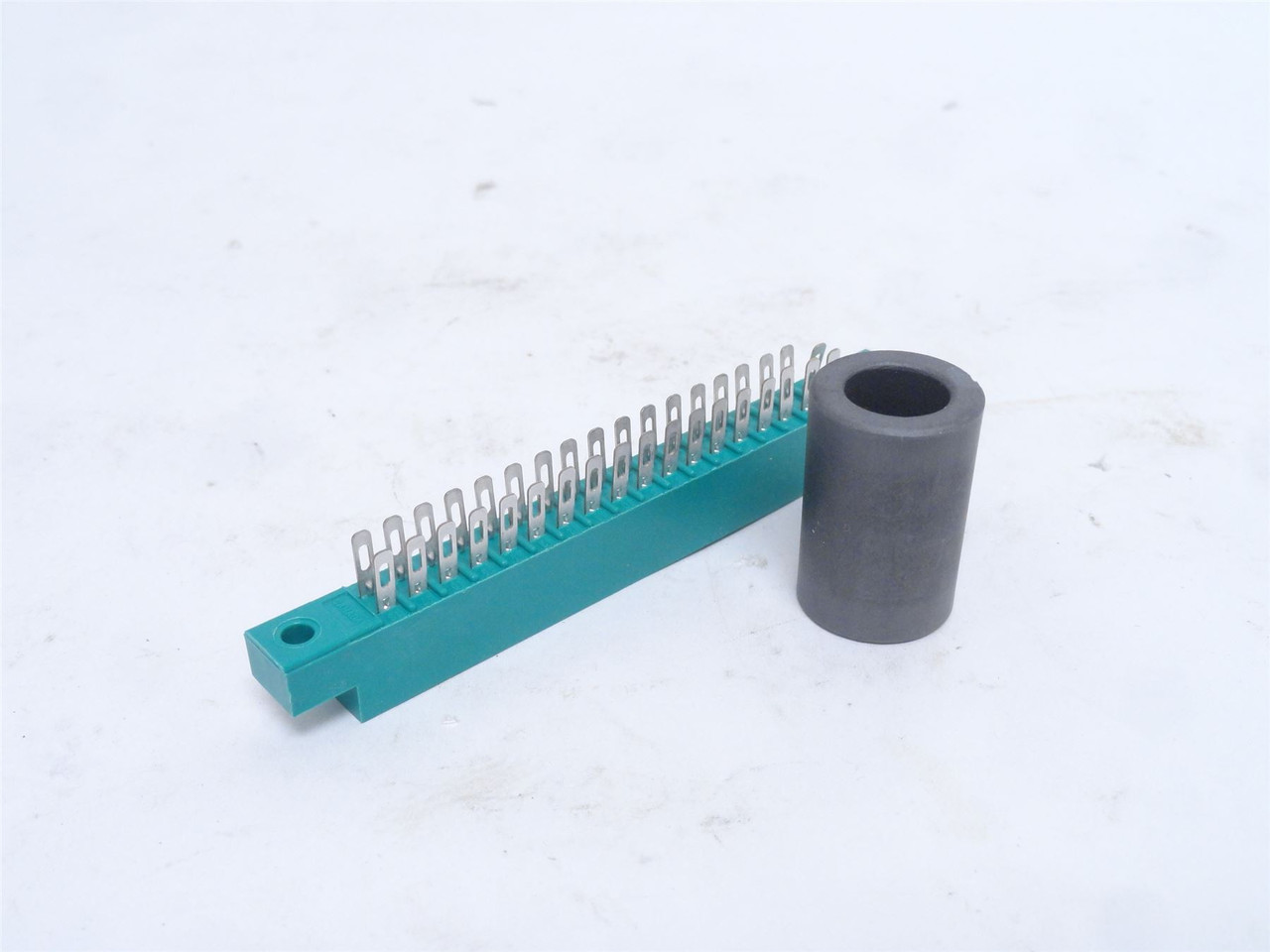 QUANTA Q2000-RDF1; RTD Meter Indicator/Controller; 120VAC