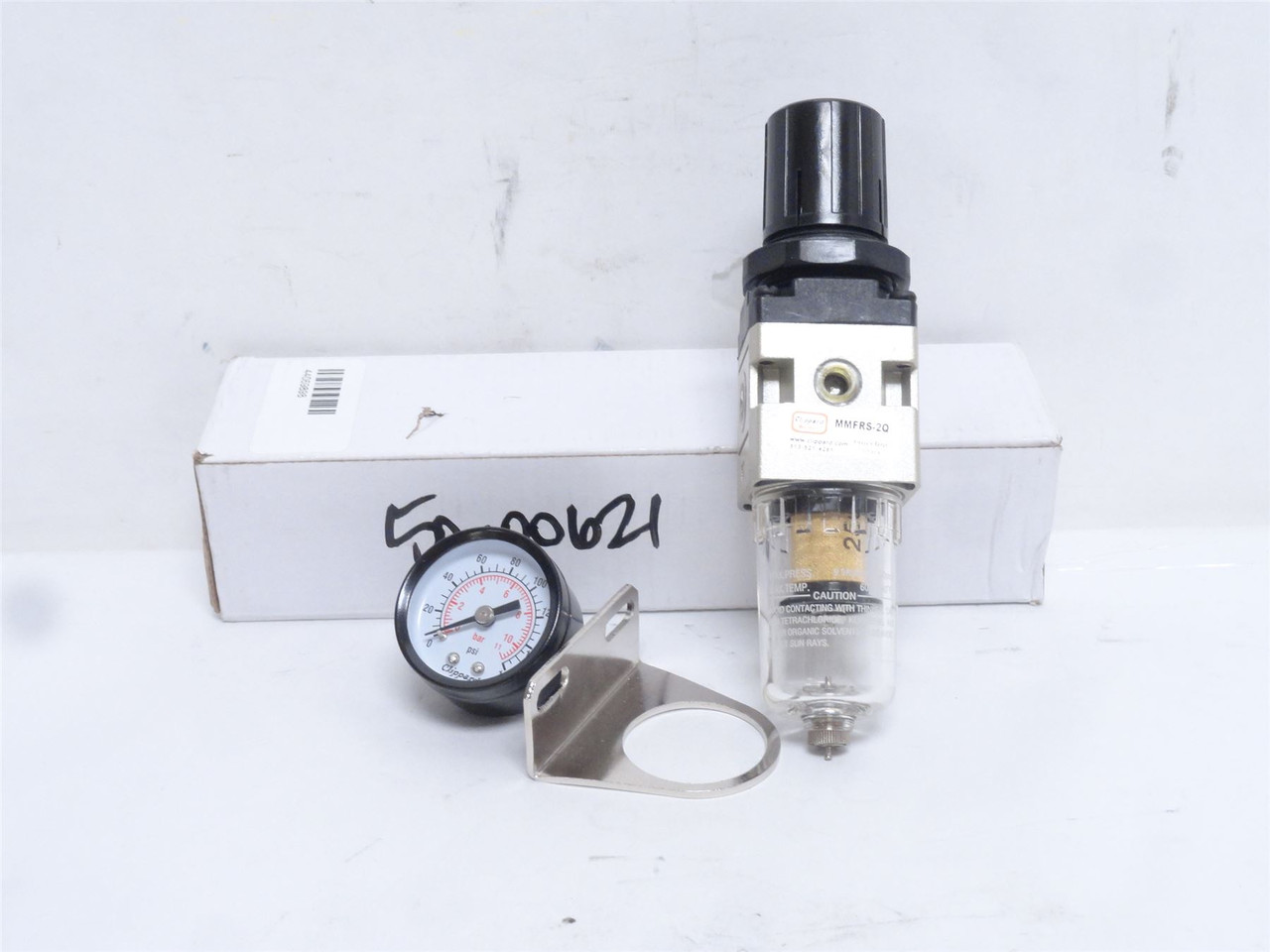Clippard MMFRS-2Q; Stacking Filter-Regulator 1/4NPT; 7-125PSI