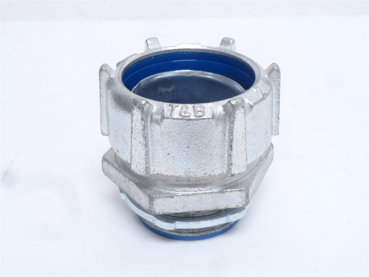 T and B STB200; Straight Liquidtight Connector; Size: 2"