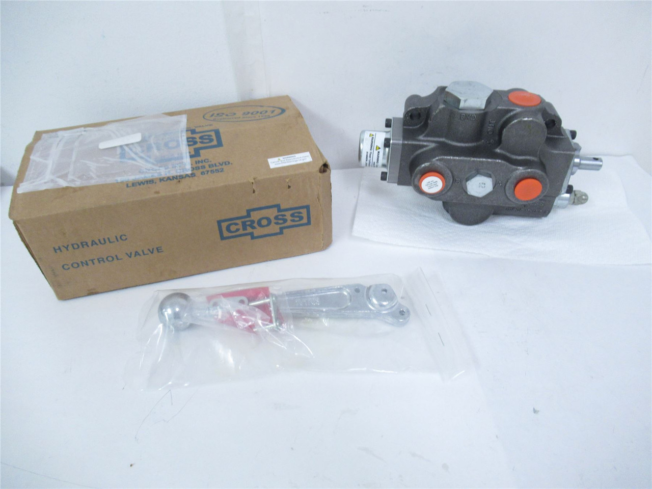 Cross BA11AG3EA0; Single Spool Control Valve 3/4"NPT