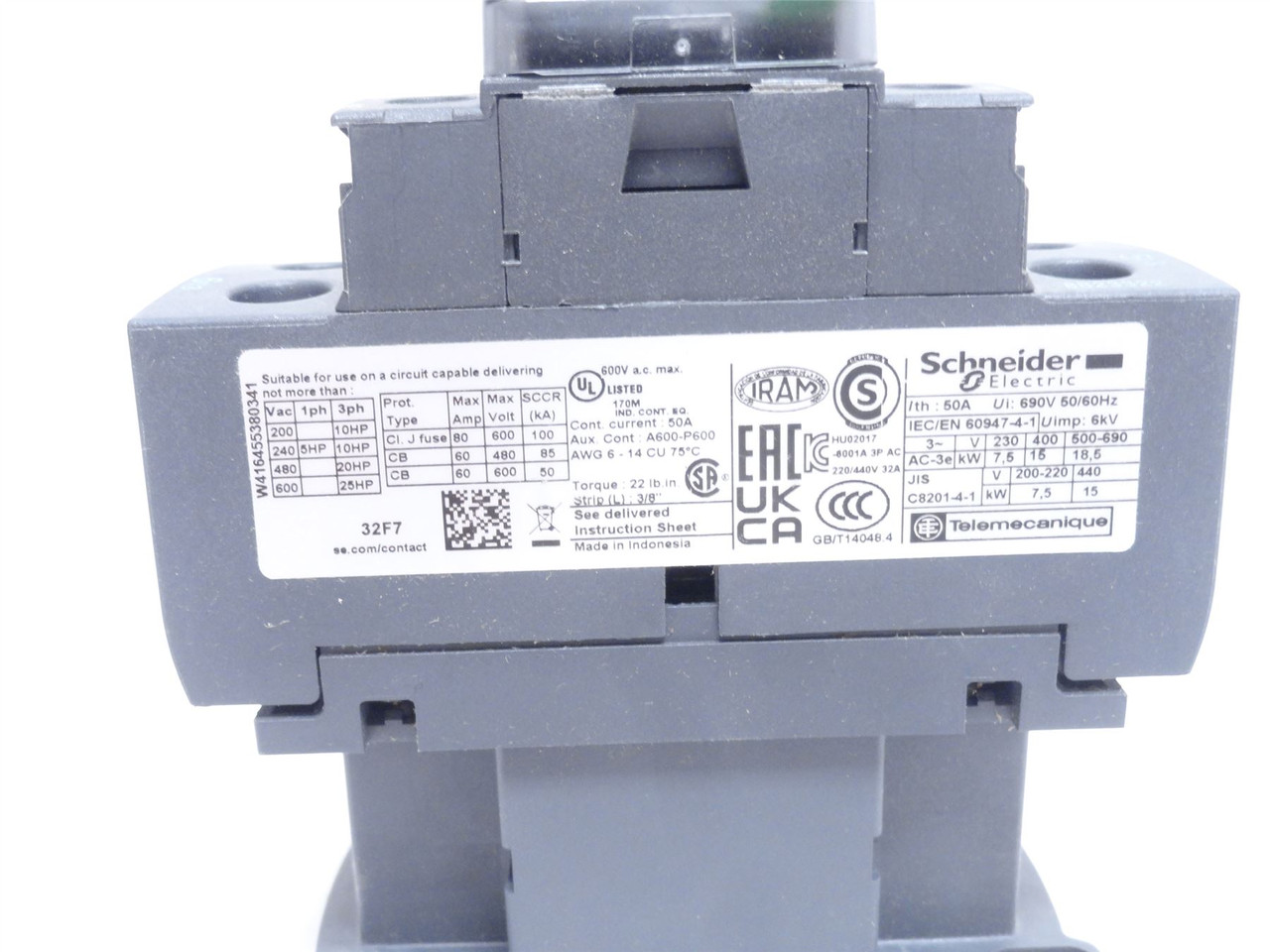 Schneider LC1D32F7; Contactor 32A 3P 400VAC Coil: 110VAC