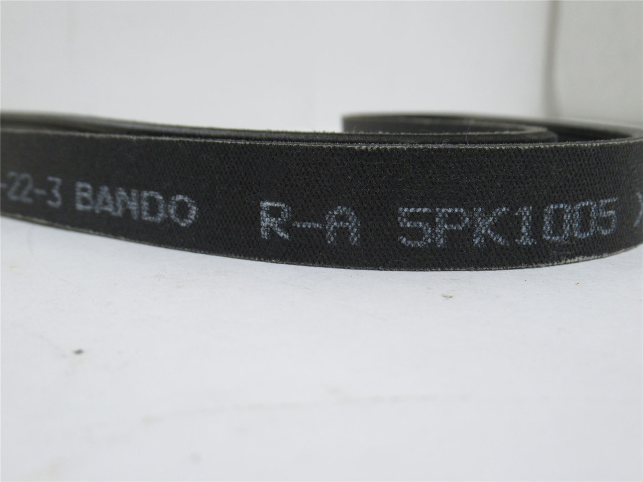 Bando 5PK1005; Serpentine Belt 395K5; 39.5" Long; 11/16" Wide