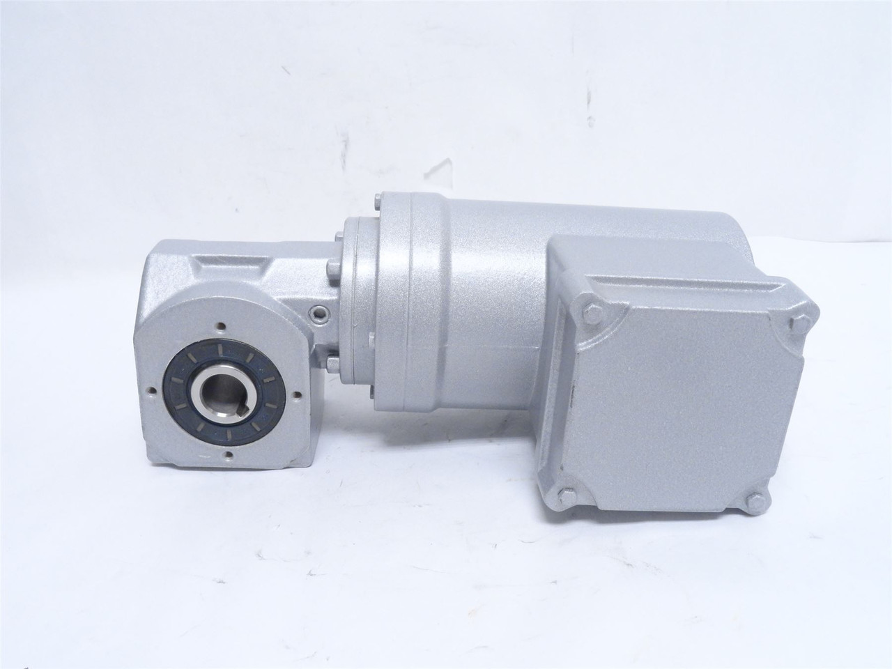 Multivac 106787145-C; Gearmotor; 37:1 Ratio; 230-400VAC
