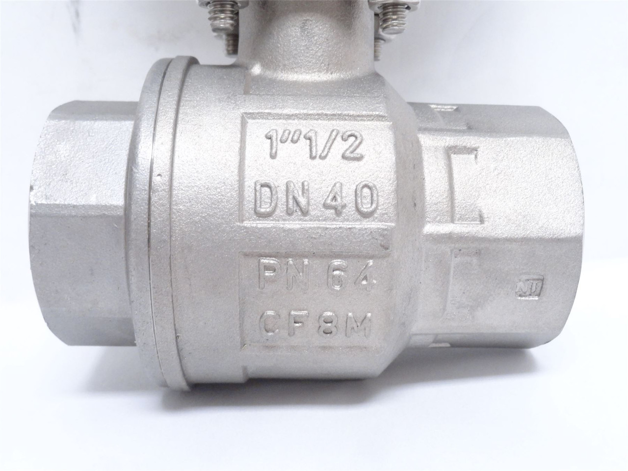Valbia 82DA1310; Actuated Ball Valve; SS; 1-1/2NPT; 116PSI
