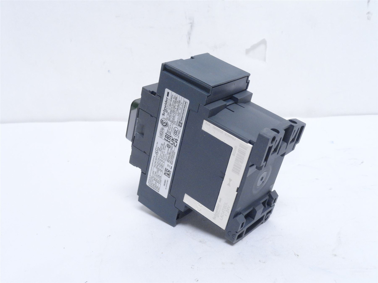 Schneider LC1D093BD; Contactor; 9A; 3P; 600VAC; Coil: 24VDC