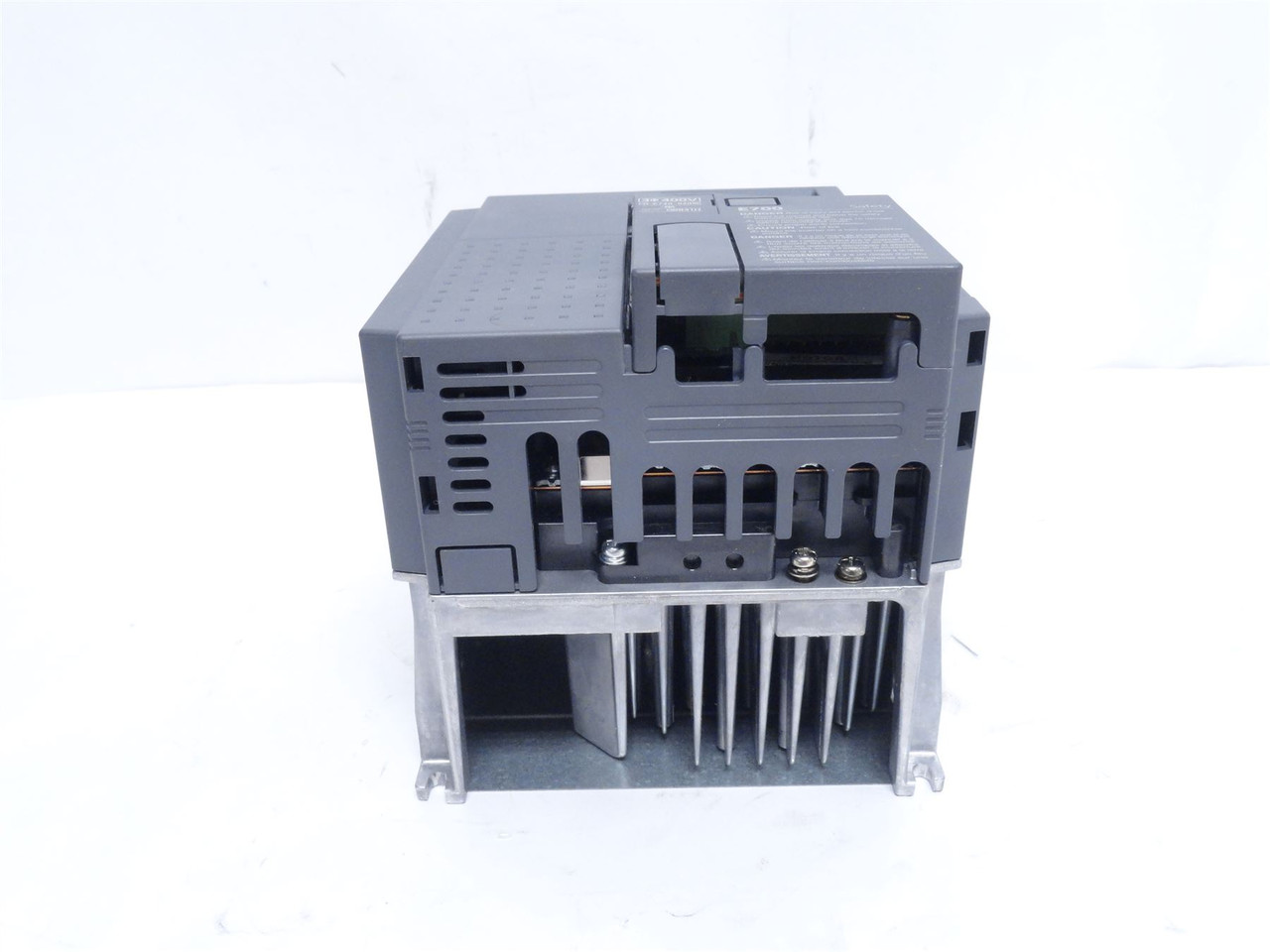 Mitsubishi FR-E740-040SC-NA; AC Drive; 2HP; 380-480VAC In