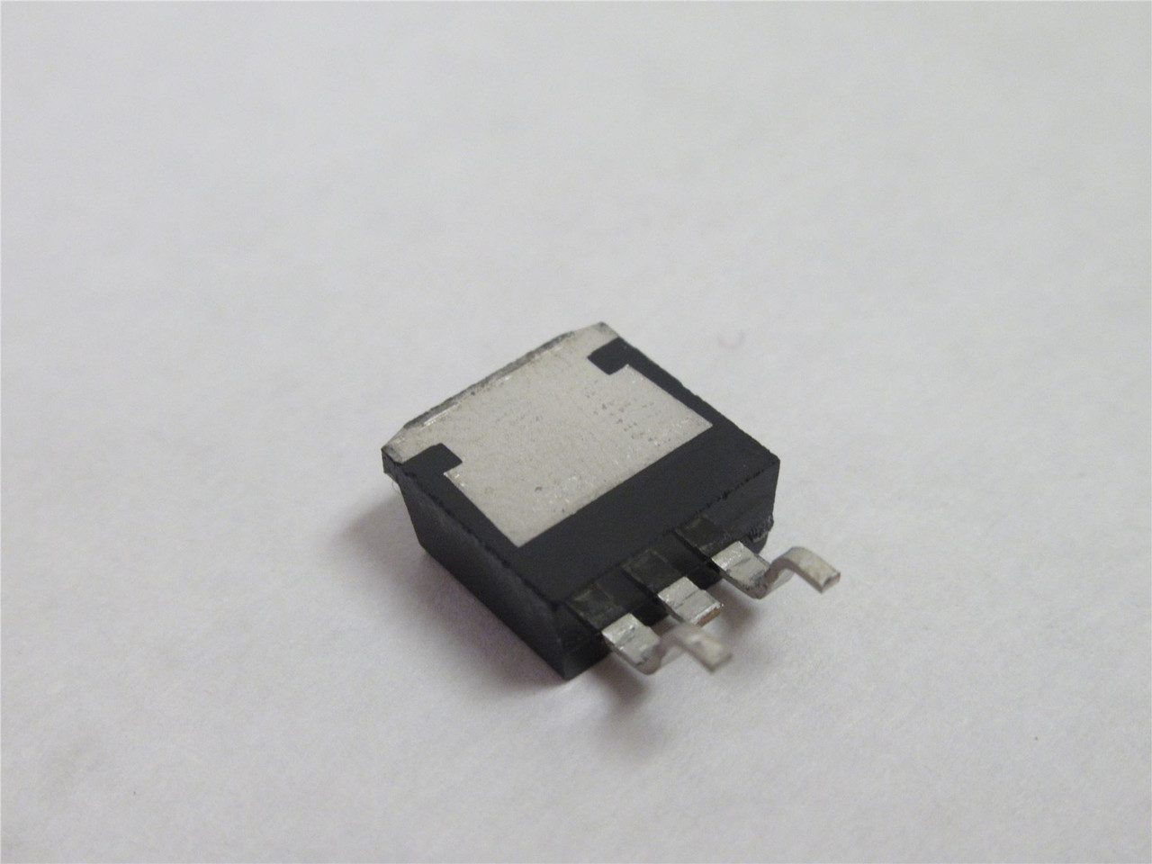 Infineon Technologies IRF9530NS; Lot-34 P-Channel 100V