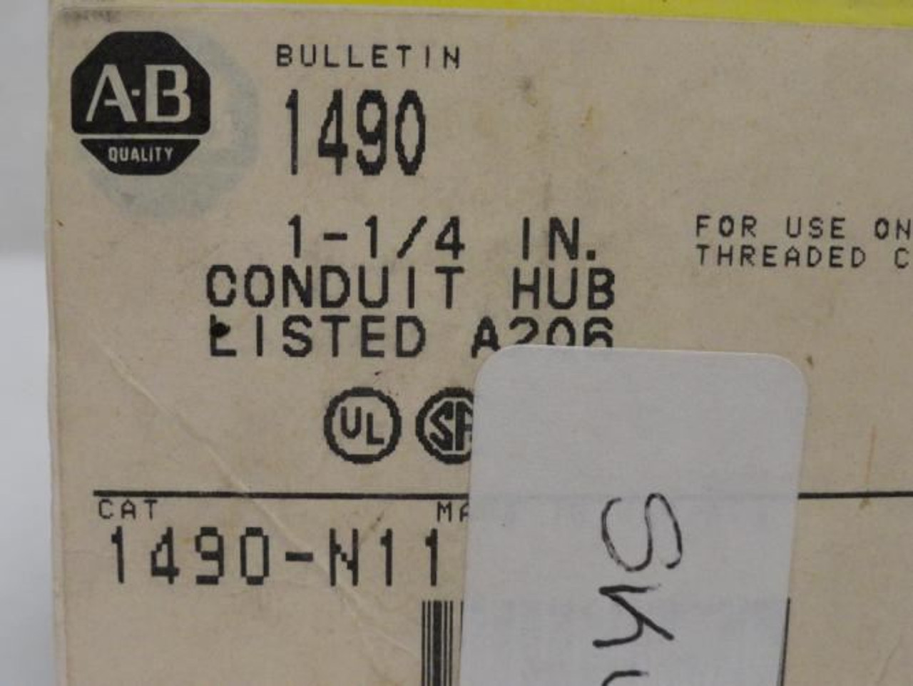 Allen-Bradley 1490-N11; Conduit Hub; Connector Size: 1-1/4"