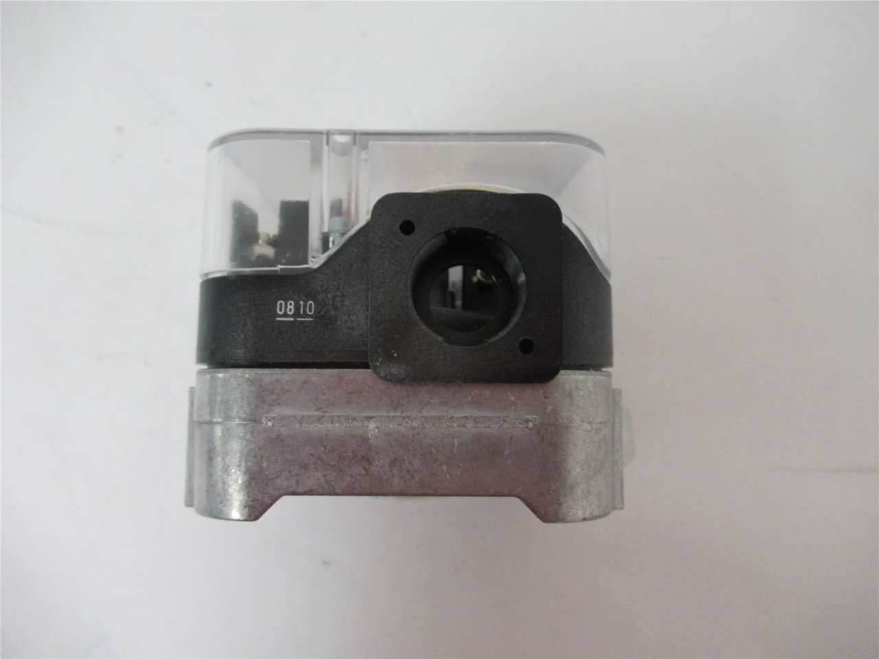 Dungs 224-253A; Time Delay Relay Switch NEMA 4