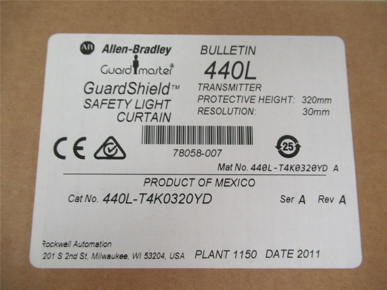 Allen-Bradley 440L-P4K0320YD; Light Curtain Pair