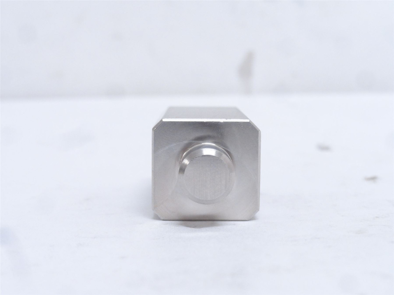 TIPPER TIE 102207; BLCK;RAIL;CATCH;SST