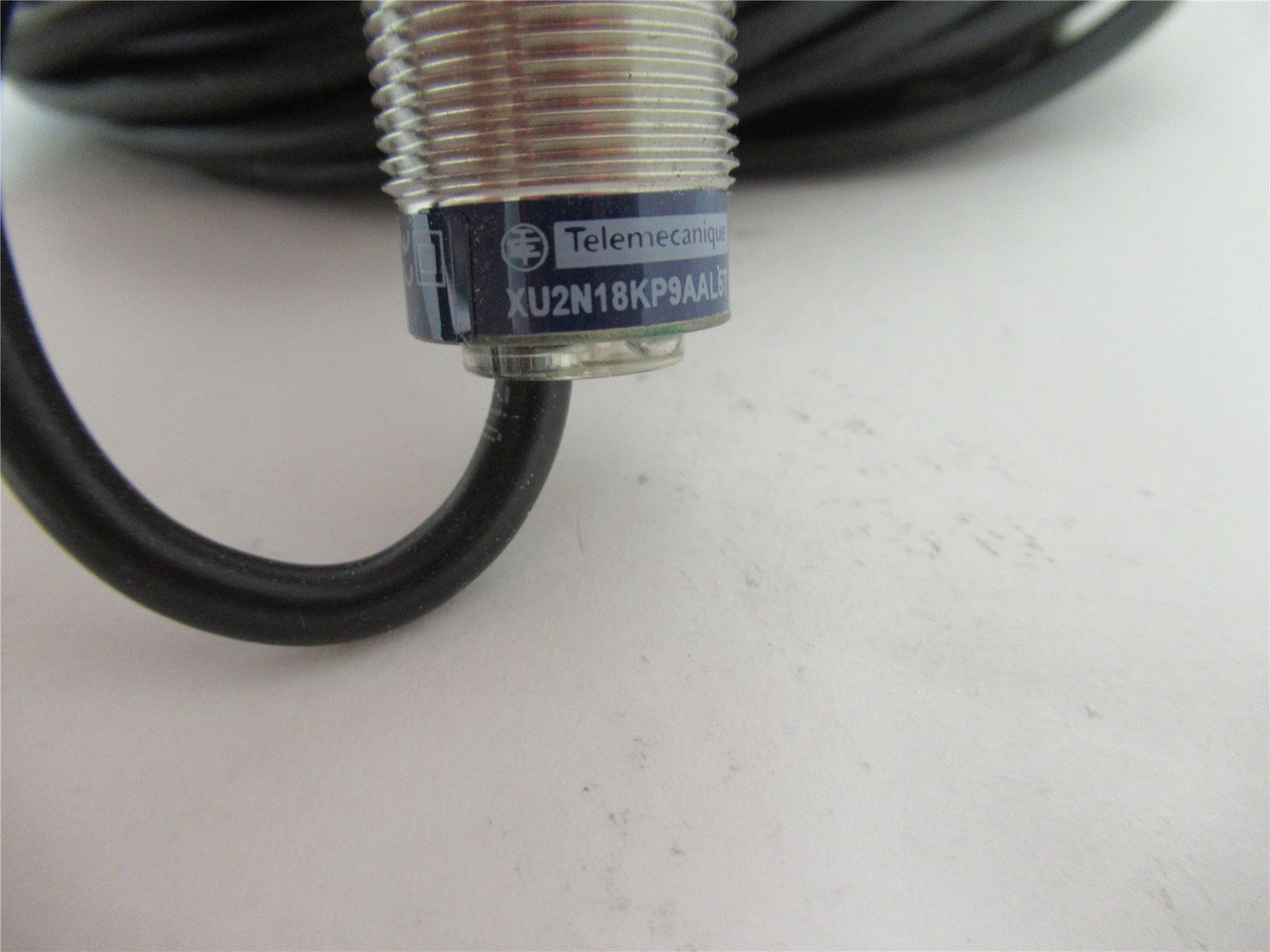 Telemecanique XU2N18KP9AAL5T; Photo Sensor 15-15m Thru Beam