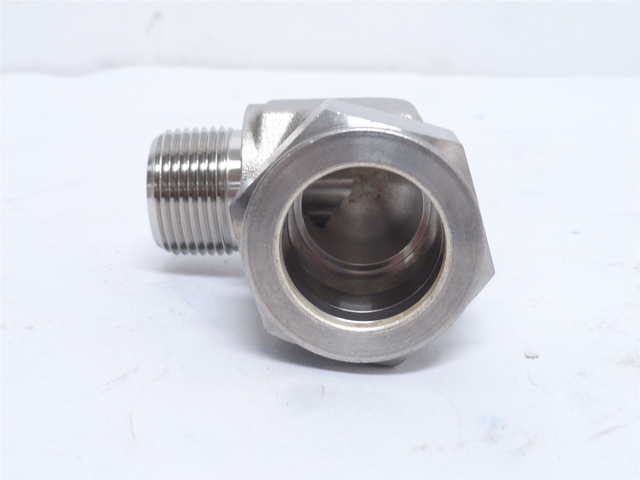 Swagelok SS-1610-2-12; Elbow Fitting; SS; 90Deg; 1"  x 3/4NPT