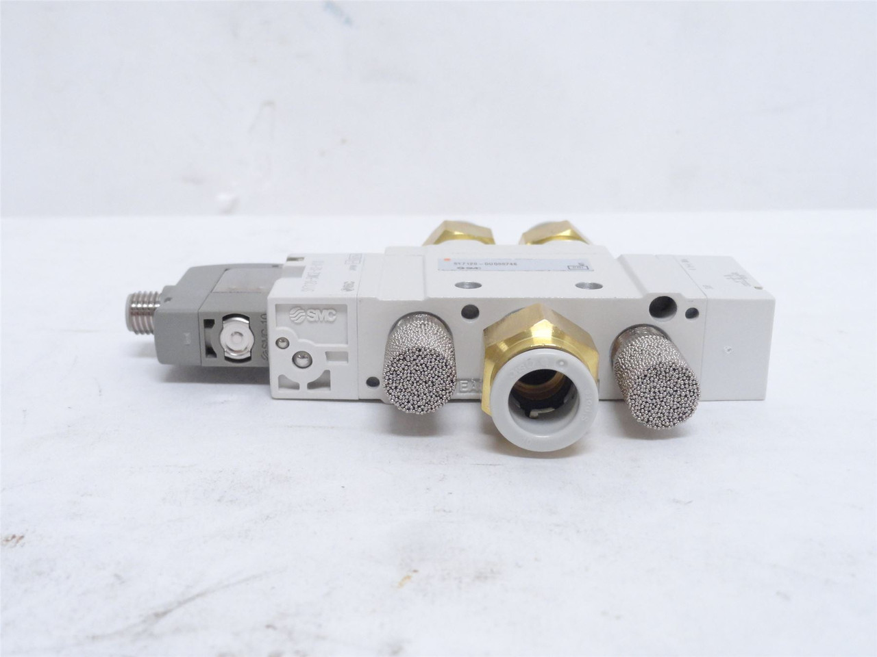 SMC SY7120-DU000746; Solenoid Air Valve;  0.15-0.7MPa; 24VDC
