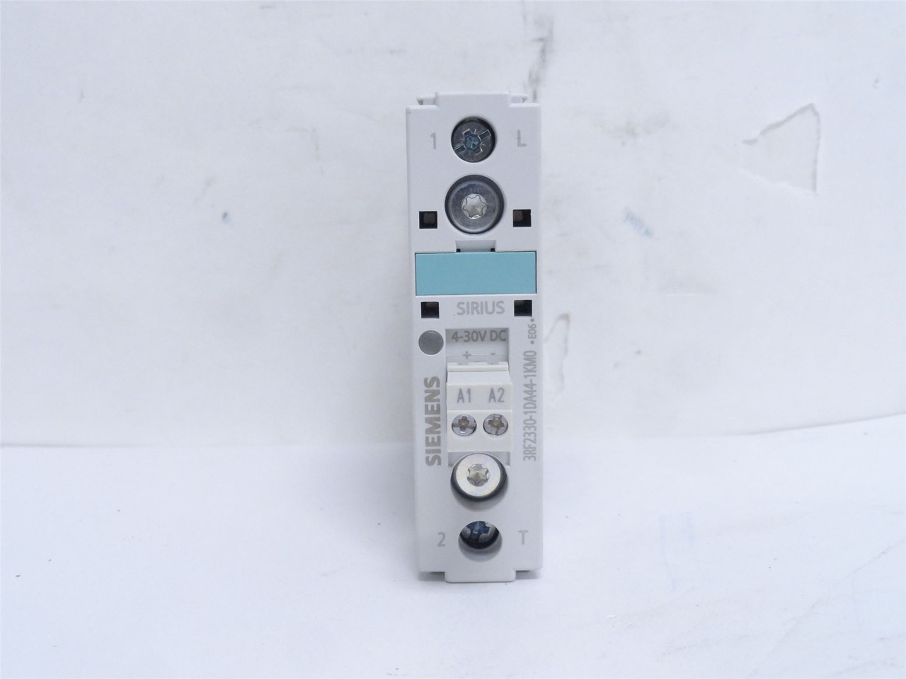 Siemens 3RF2330-1DA44-1KM0; Contactor 18.5A 460V Coil: 4-30VDC