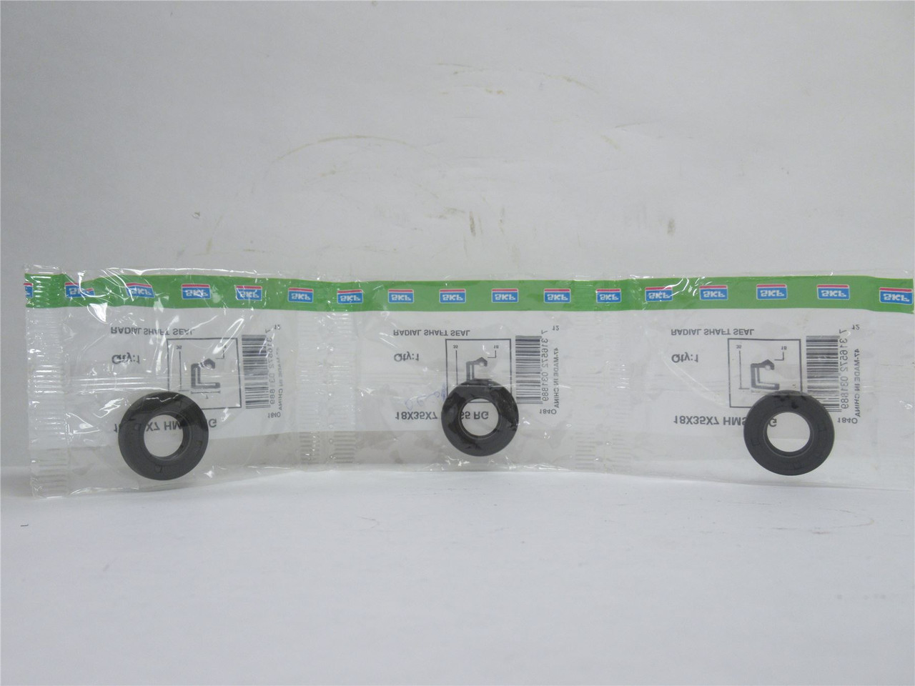 SKF 18X35X7 HMS5 RG; Lot-3 Oil Seals; 18mmID x 35mmOD x 7mm W