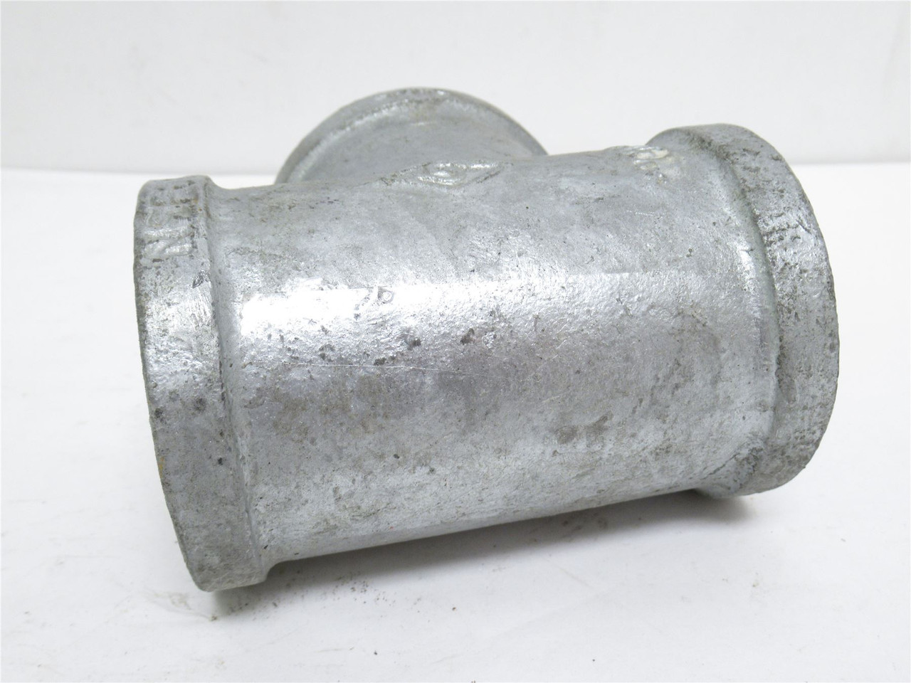 Industry-Std 5P849; Galvanized Pipe Tee; Malleable Iron; 2NPT