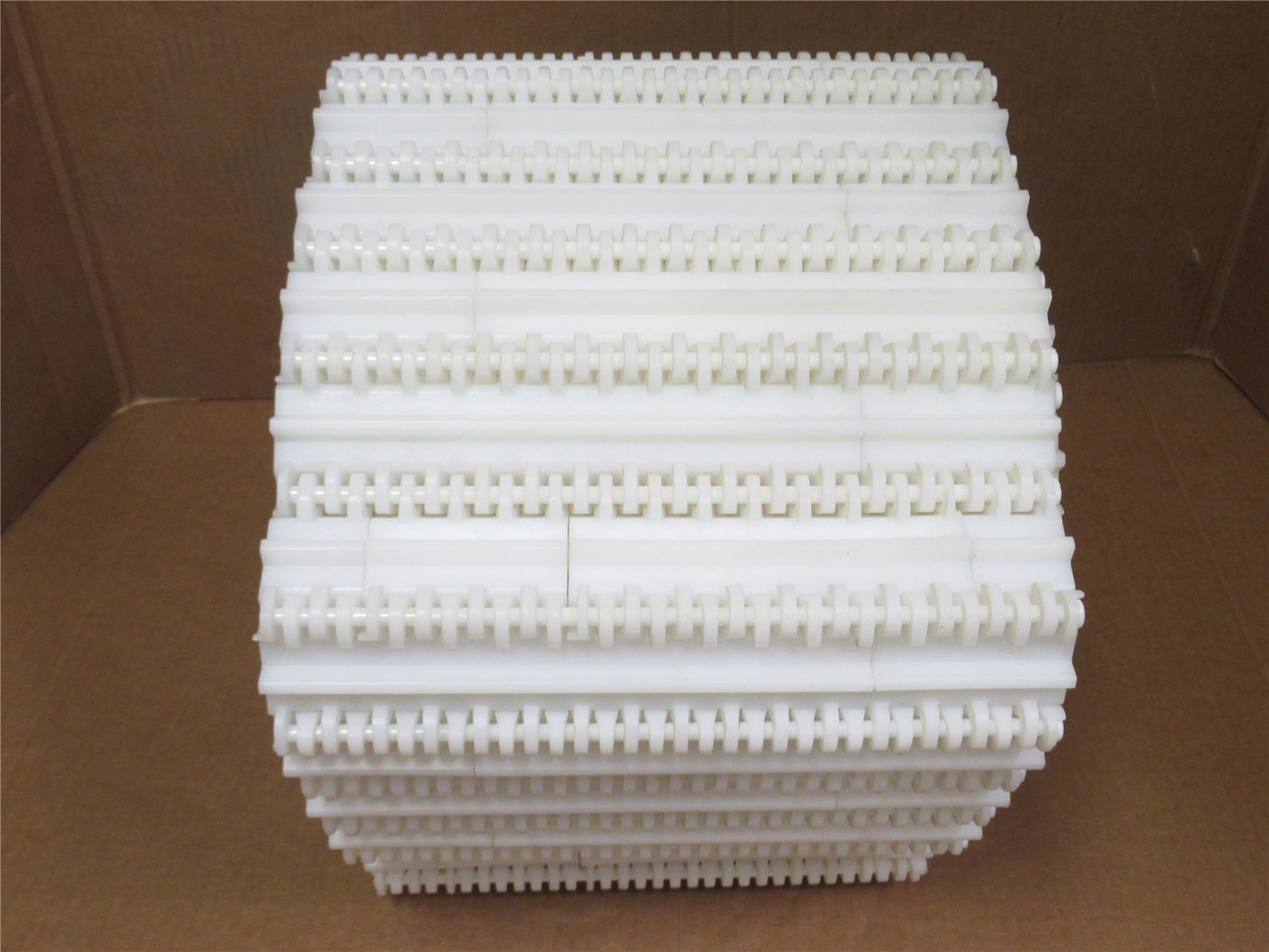 Habasit M5010-11.75-8.4; Flat Top Belt; Flighted; 11.75" Wide