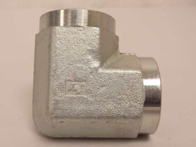 Brennan 5504-16-16_; Elbow Fitting; 90Deg 1 FNPT x 1 FNPT