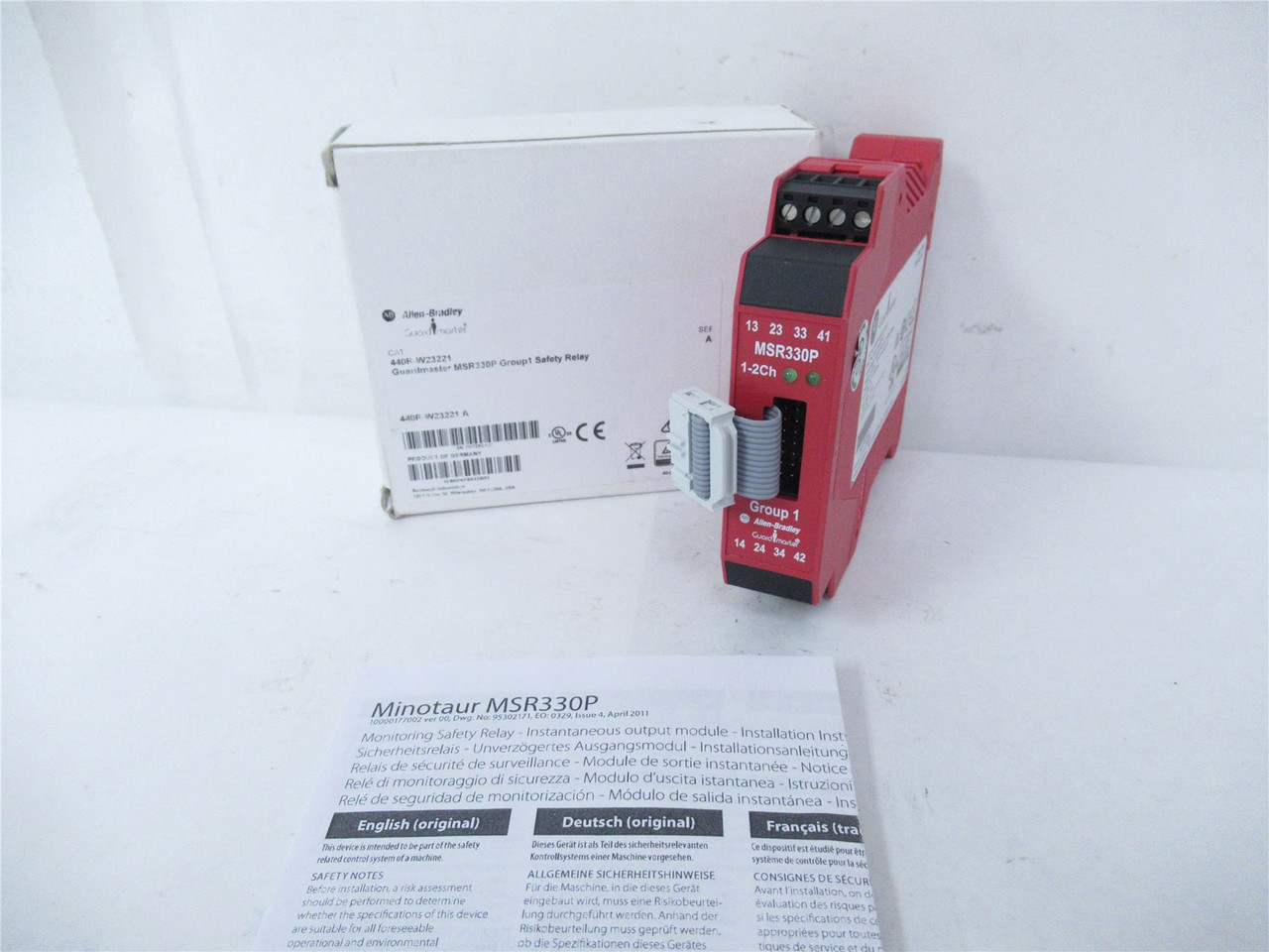 Allen-Bradley 440RW23221; Safety Relay 24VDC 2.5A